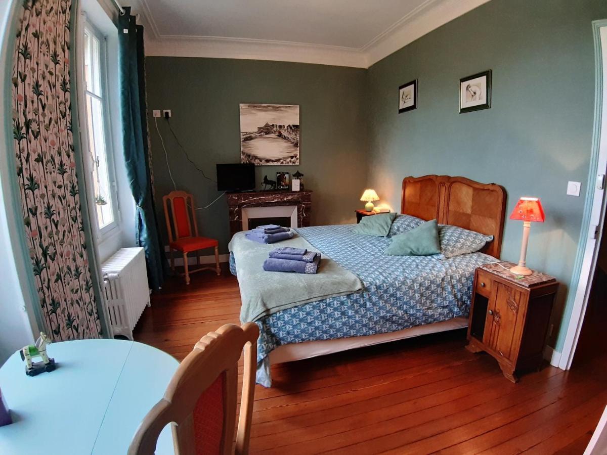 La Garenne Bed & Breakfast Bricquebec Ngoại thất bức ảnh